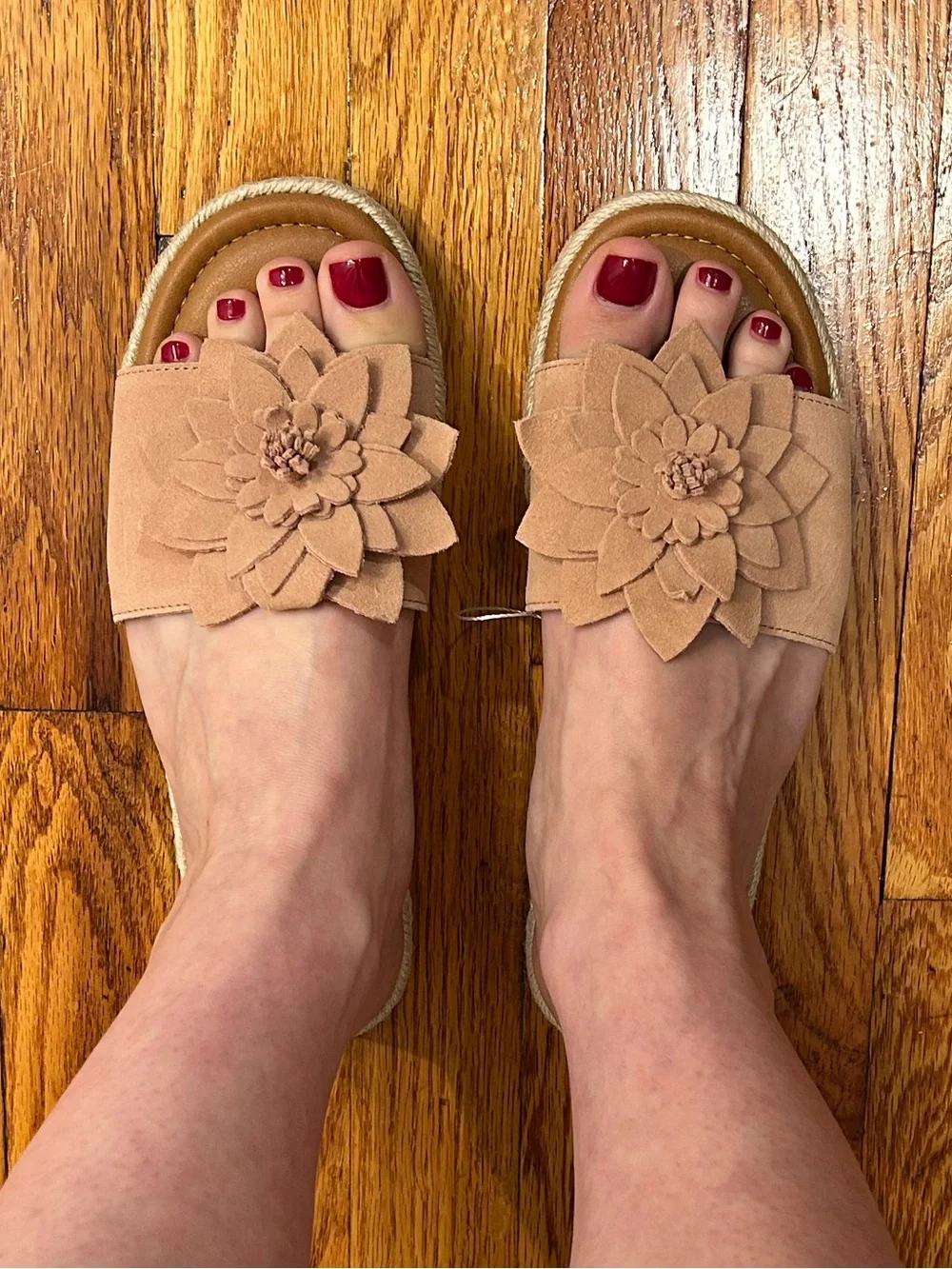 NIB🍀 Lucky Brand Pinita Suede Leather Flower Slide Sandals in Bellini - Picture 9 of 14